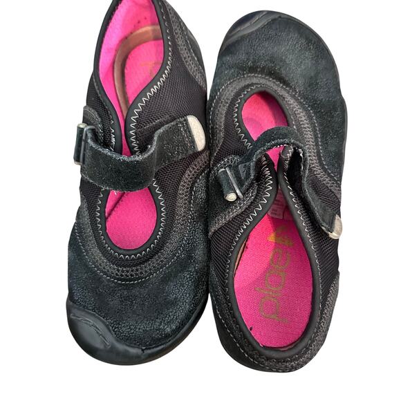 PLAE Emme Youth Girl's Black Leather Shoes Size 1 - Picture 3 of 8